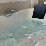 Tite Villa